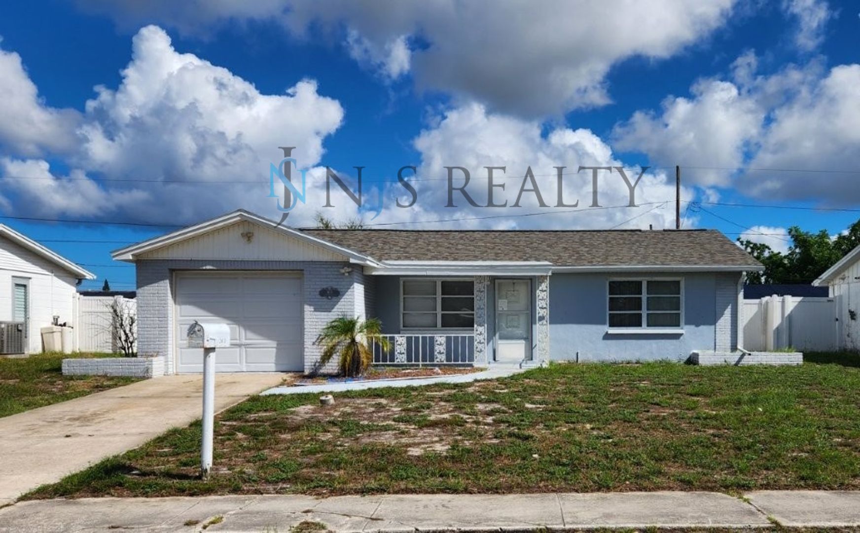Holiday House: 3615 Harvard Dr.