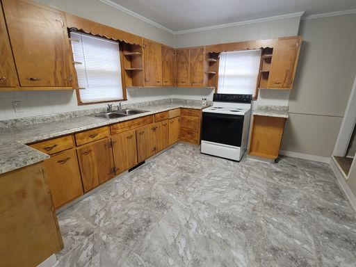 1 Bedroom, 1 Bathroom Duplex. ( Recently Reduced)
