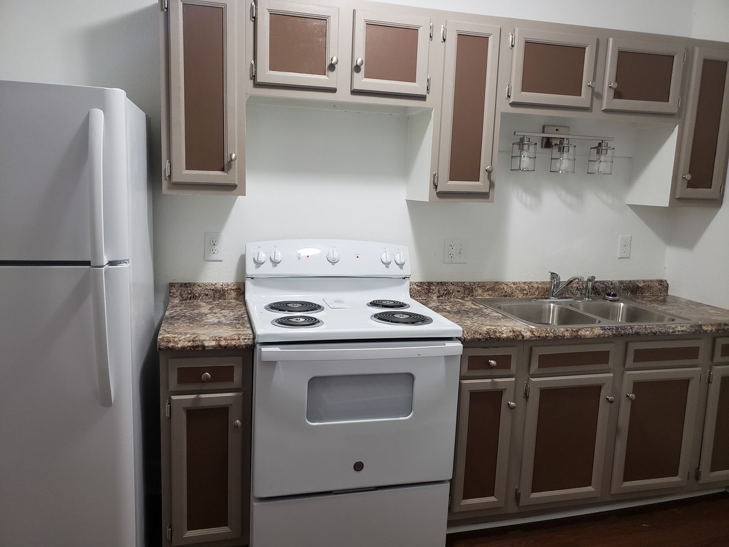 St. Joseph Apartment: 1017 N 19th