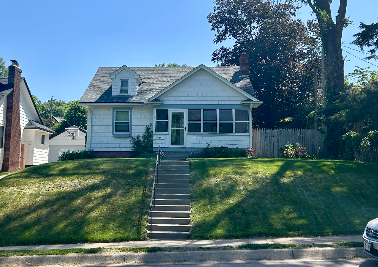 Omaha House: 519 S 56th St