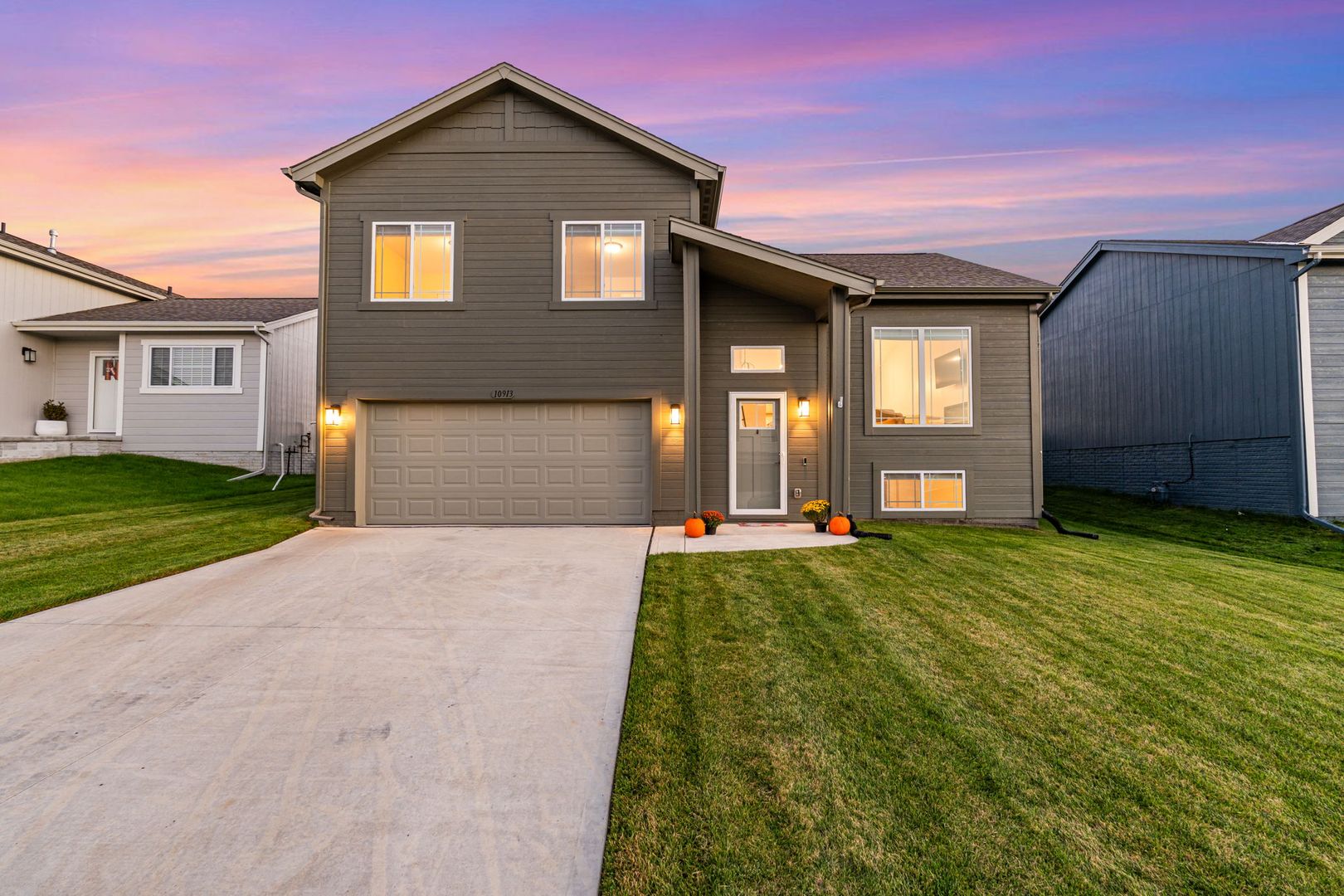 Omaha House: 10913 Craig St