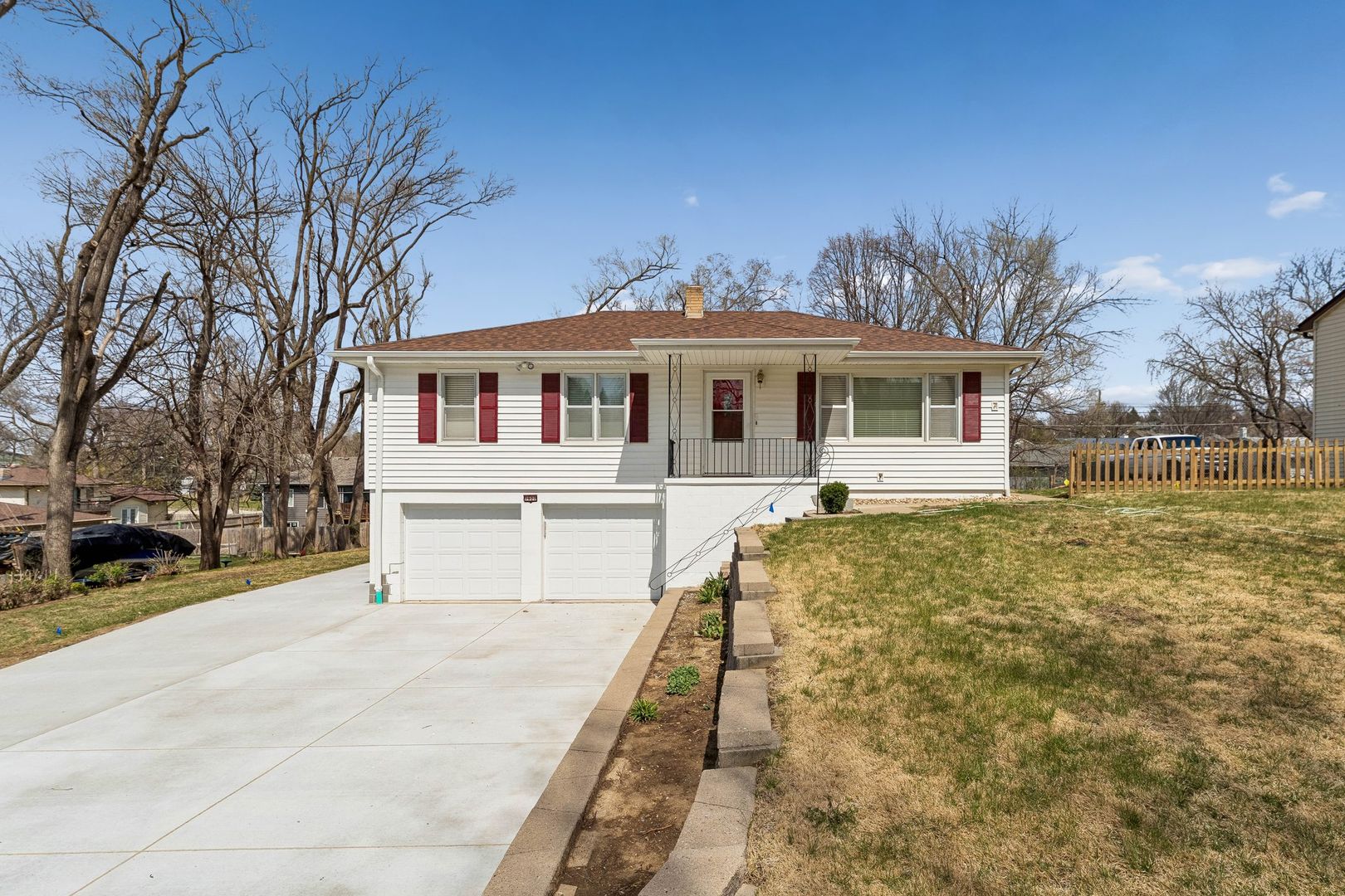 Omaha House: 7922 Himebaugh Ave