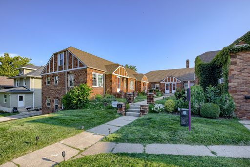1 Bedroom Near UNMC!! – photo 1