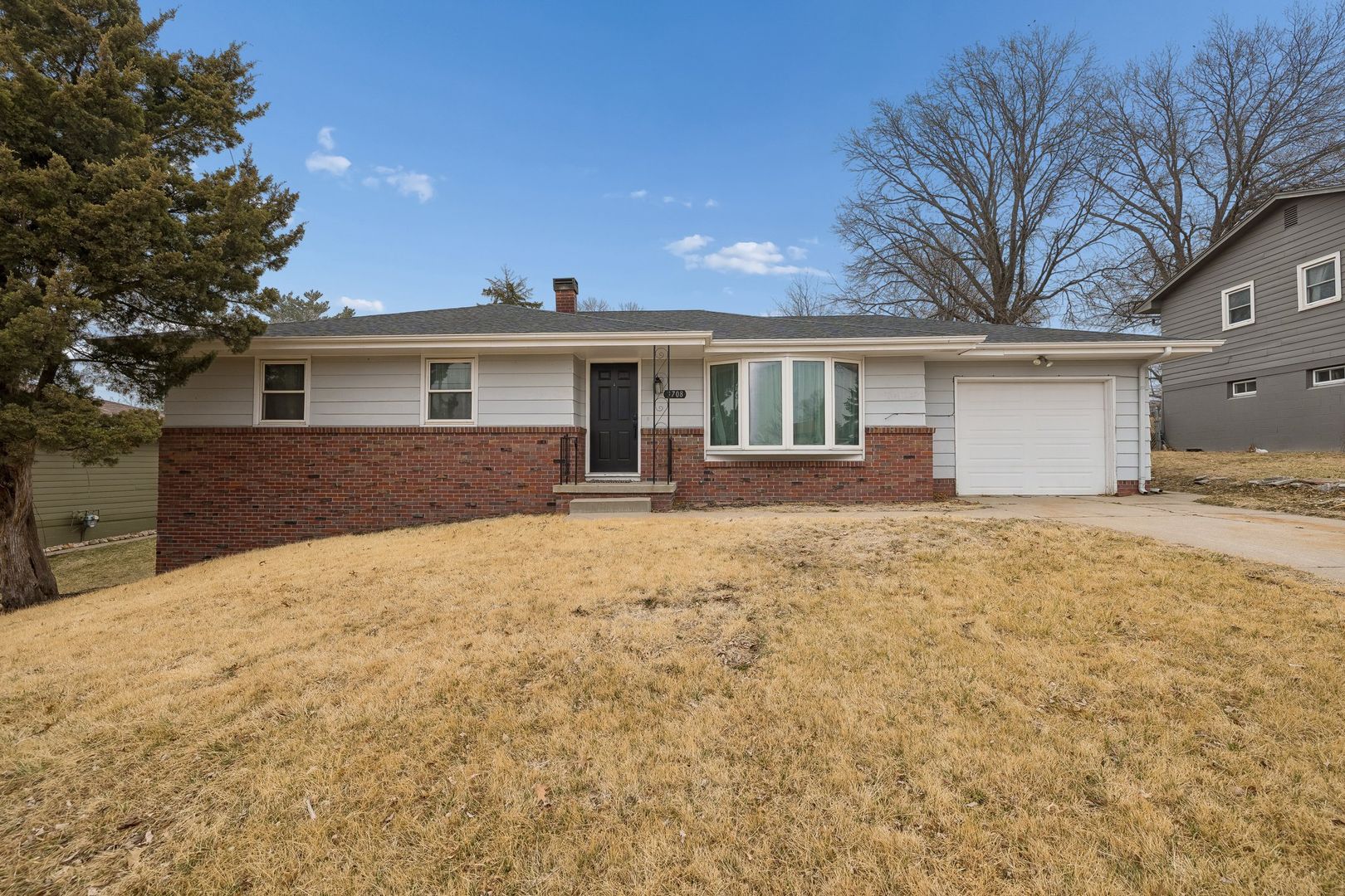 Bellevue House: 3708 Greene Ave