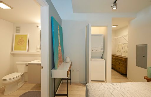 1 Bedroom, 1 Bathroom – photo 1