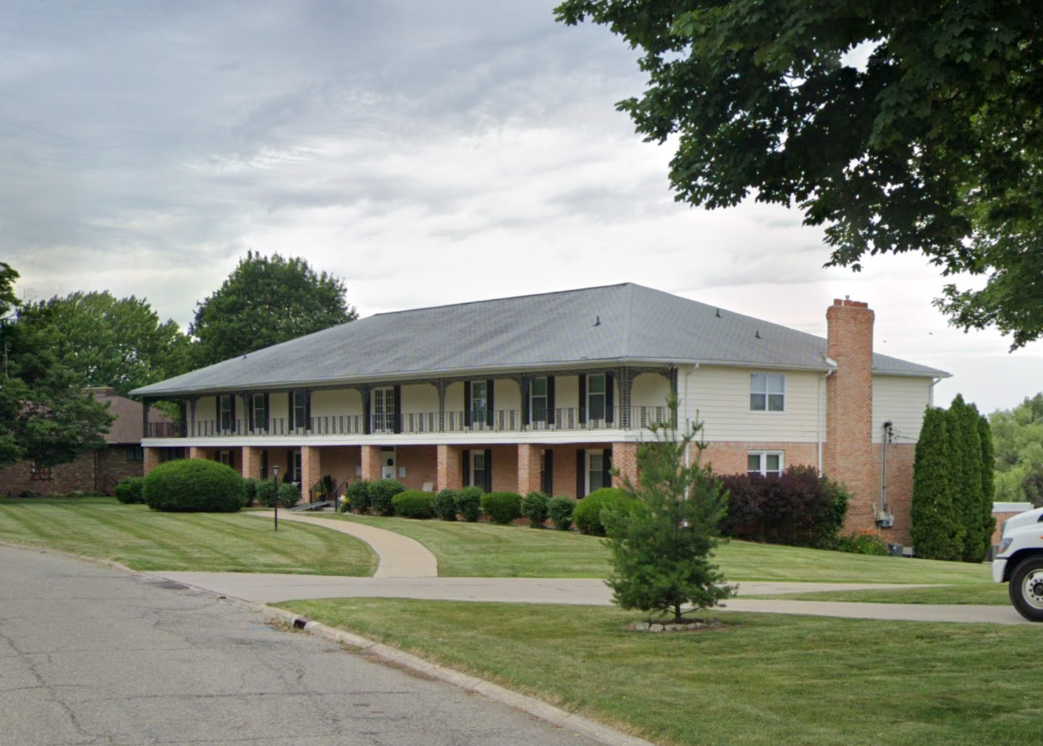 GRAND BLANC Apartment: 5313 - 5325 TERRITORIAL RD