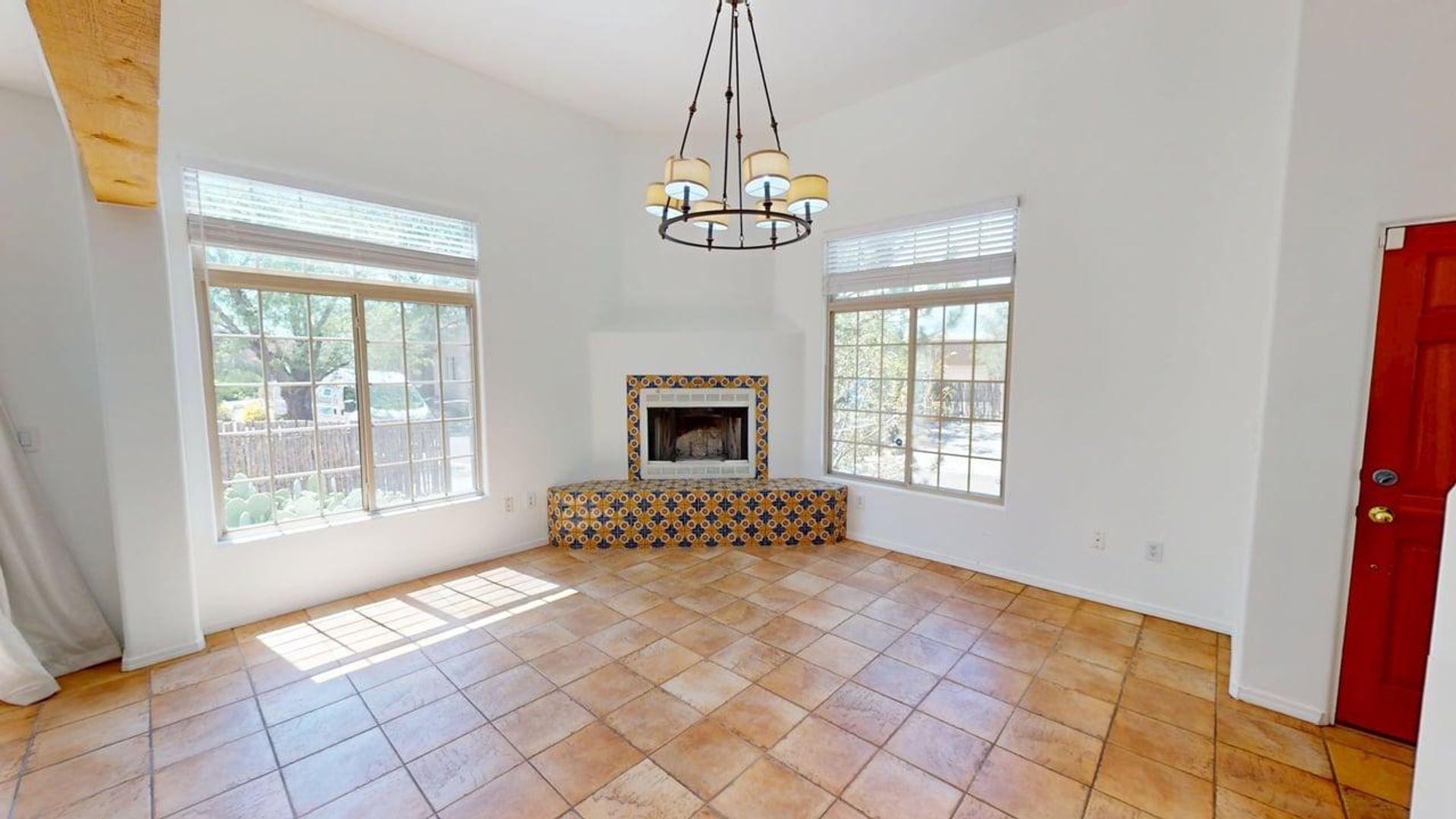 Santa Fe House: 4255 Juniper Hill Ln