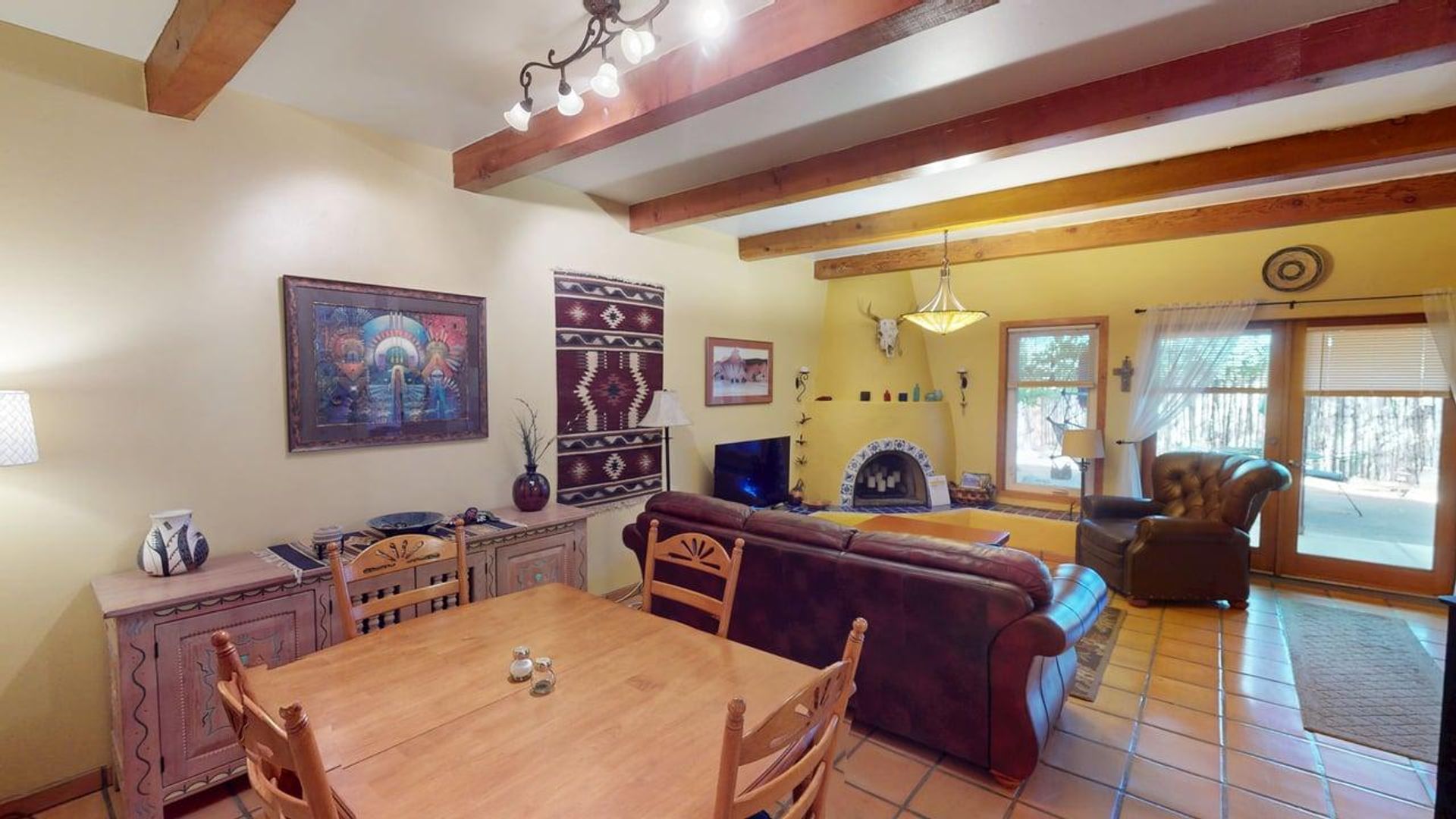 Santa Fe House: 442 Greg Ave