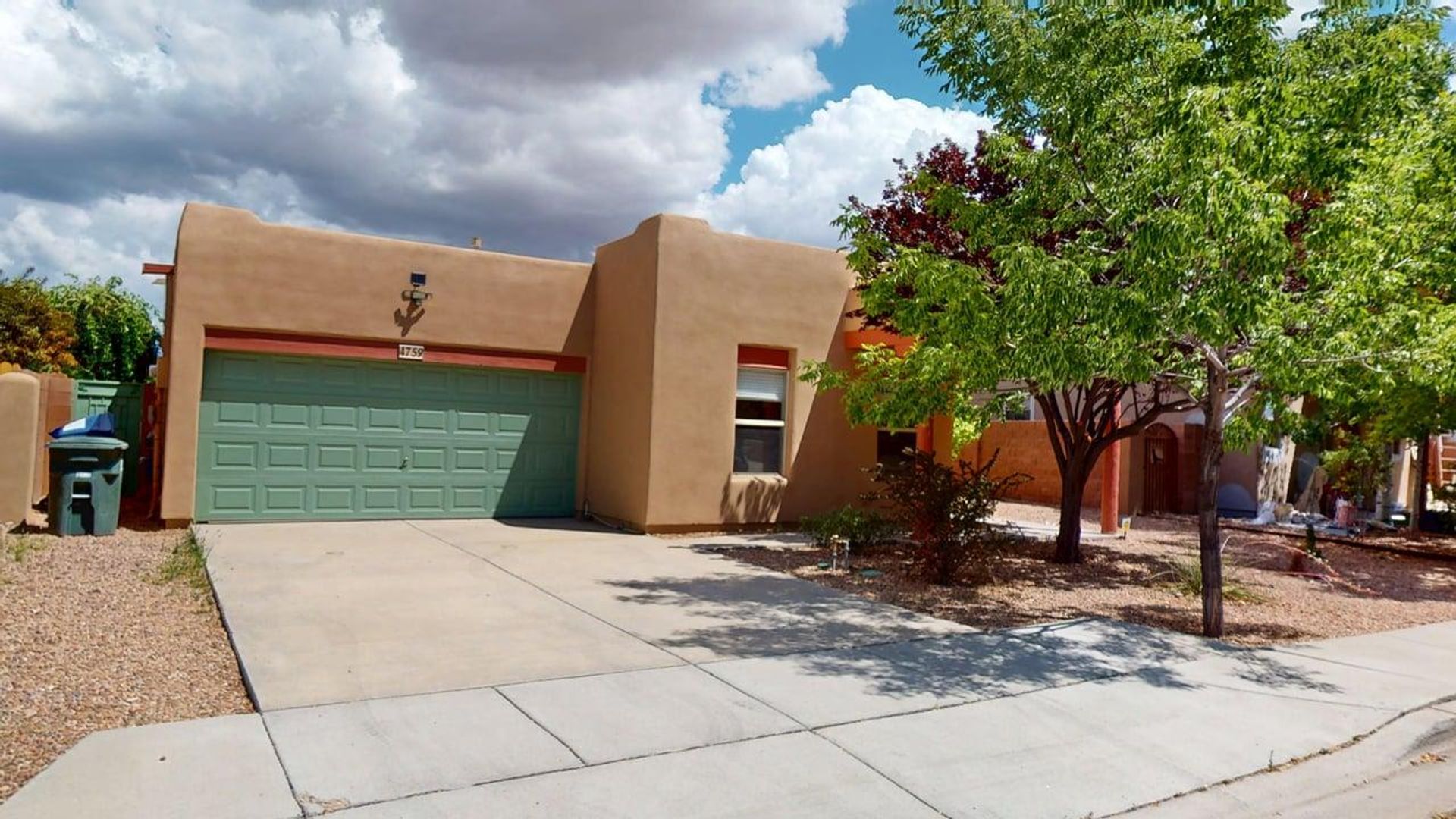 Santa Fe House: 4759 Solecito Way