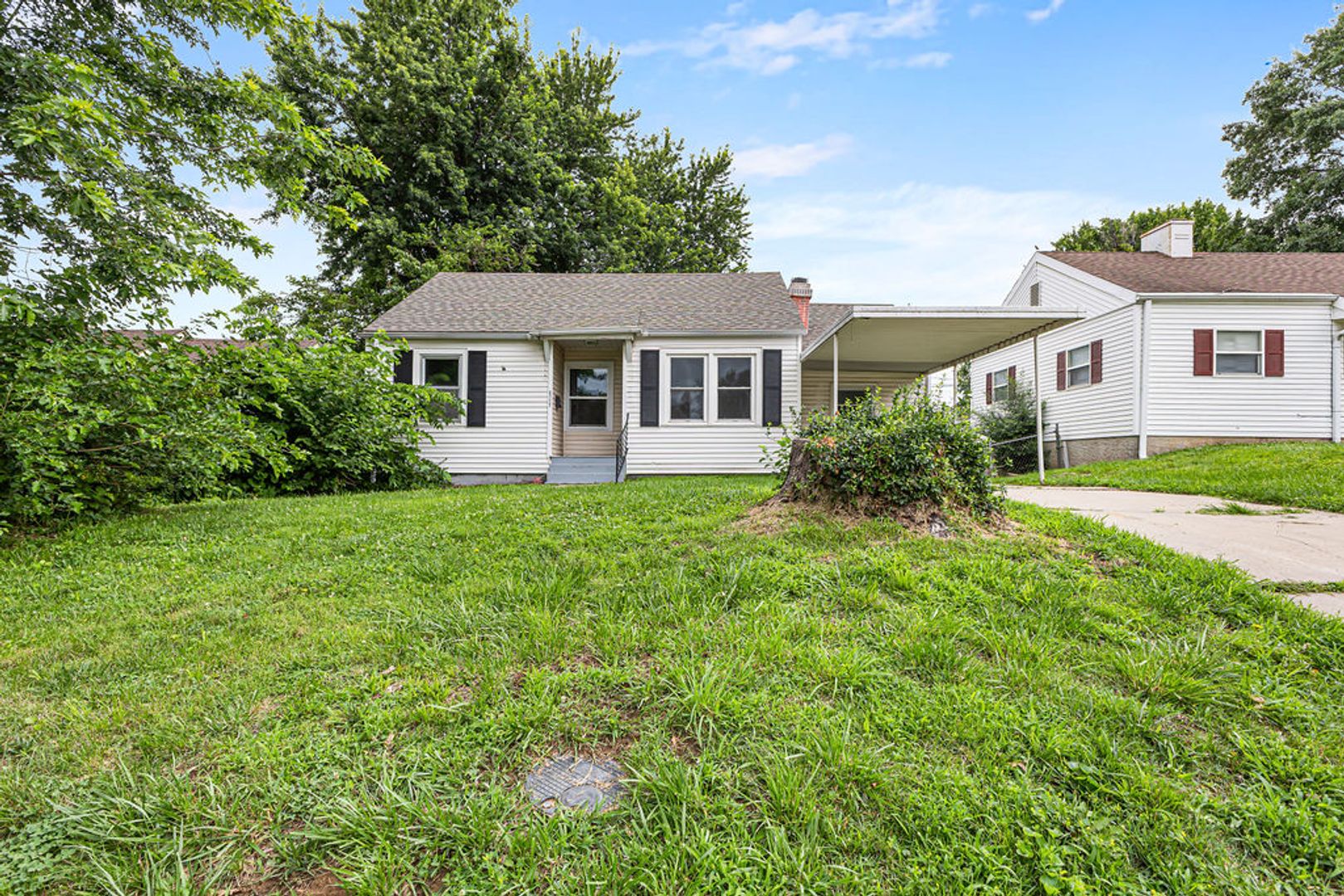 Saint Joseph House: 3117 Charles St