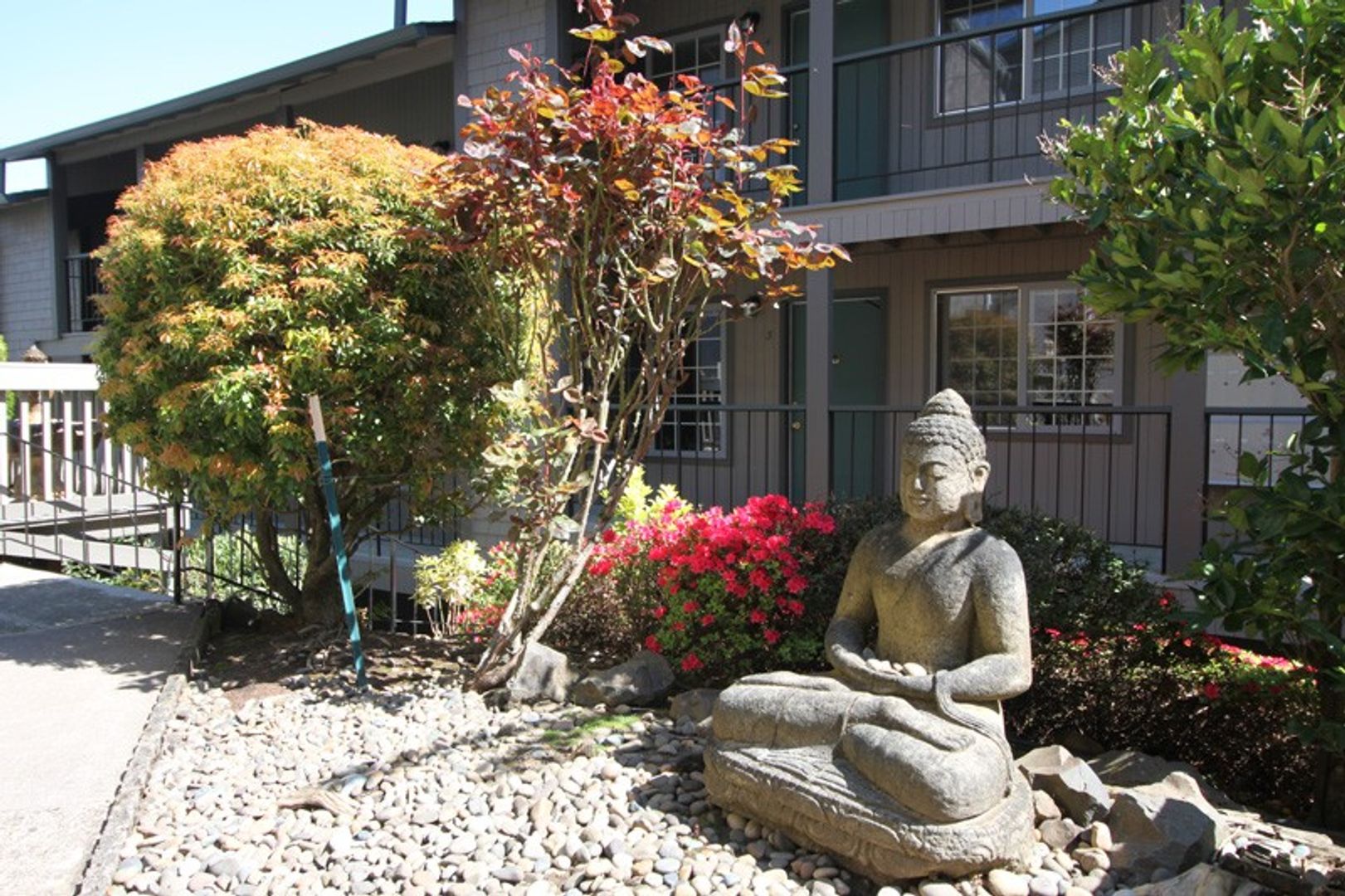 Nob Hill Apartments 7 of 12