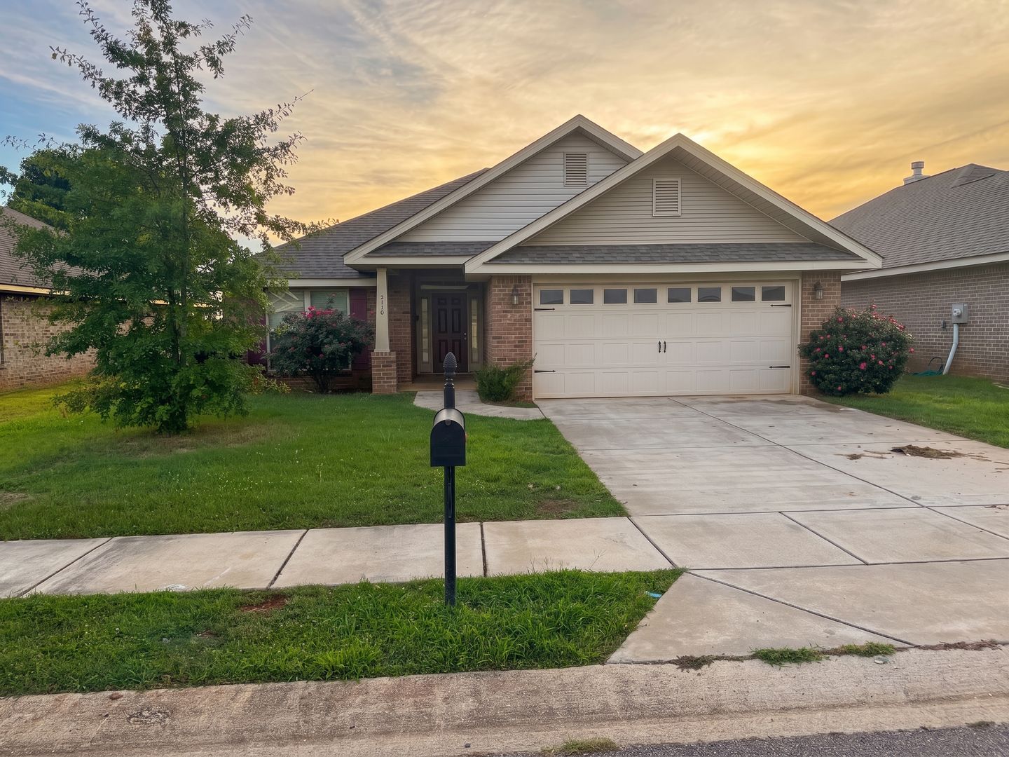 Madison House: 110 Tybee Drive