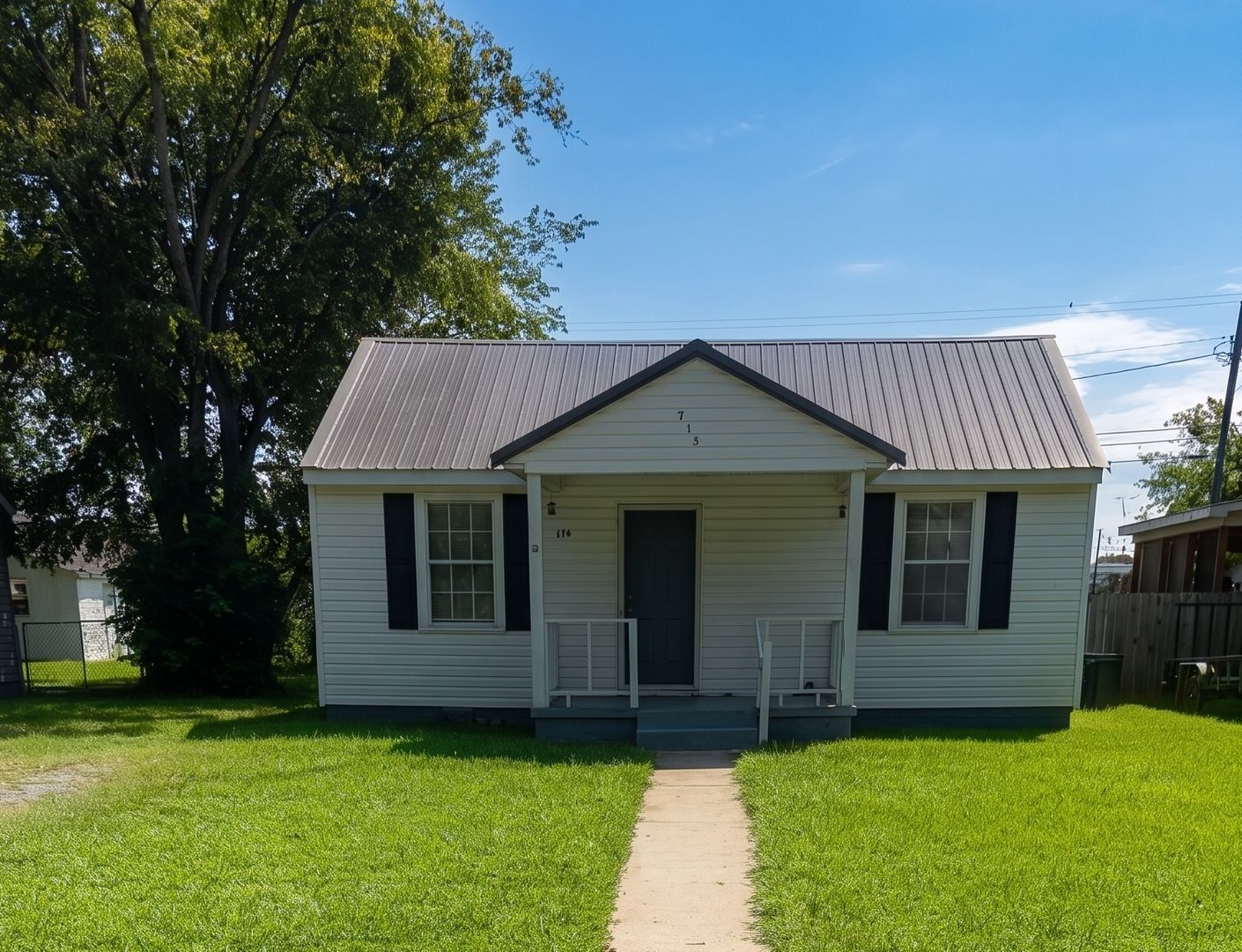 Decatur House: 918 9th Avenue Southeast