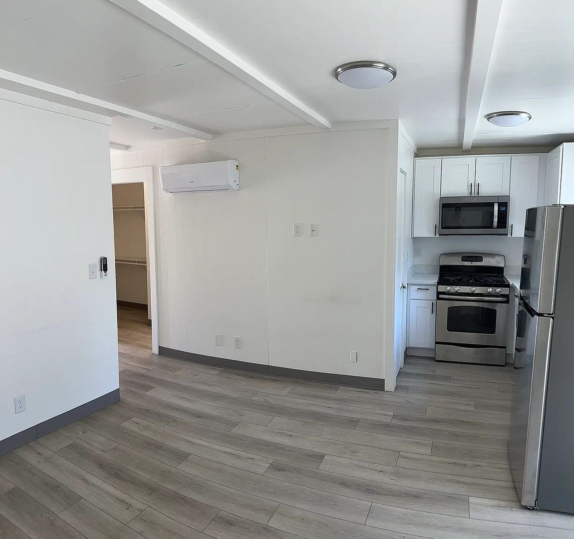 Santa Rosa Apartment: 5503 Old Redwood Hwy