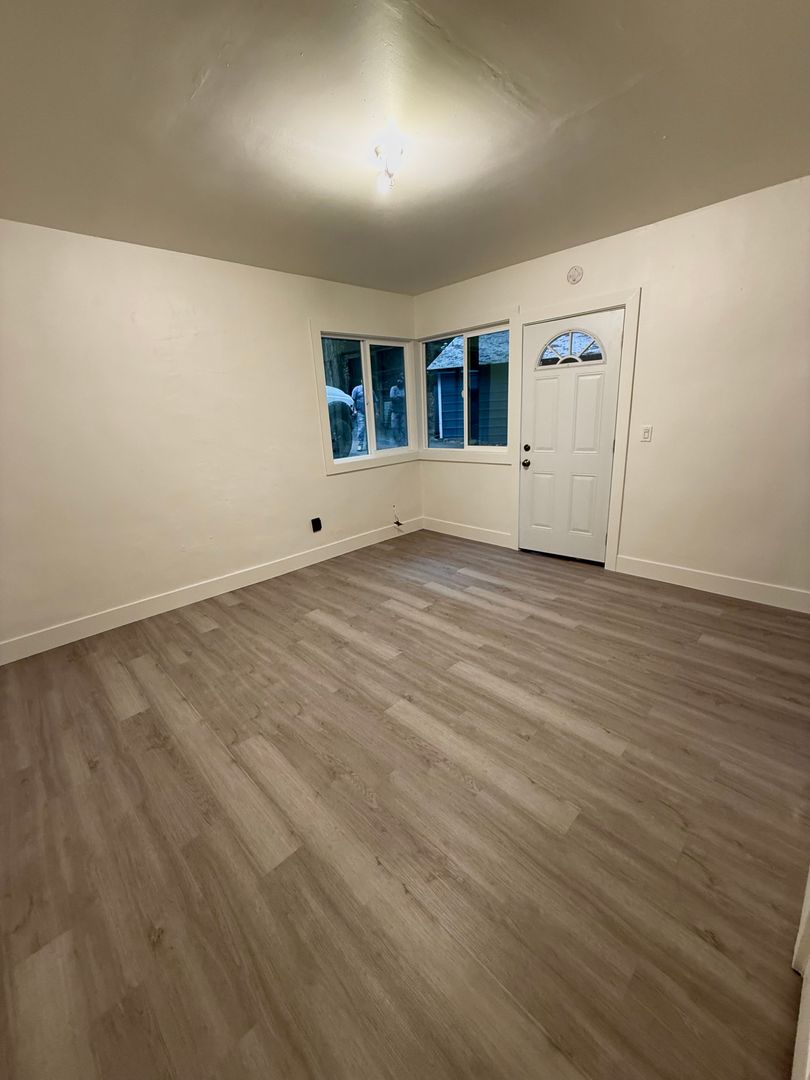 Guerneville Apartment: 14755 Armstrong Woods Rd