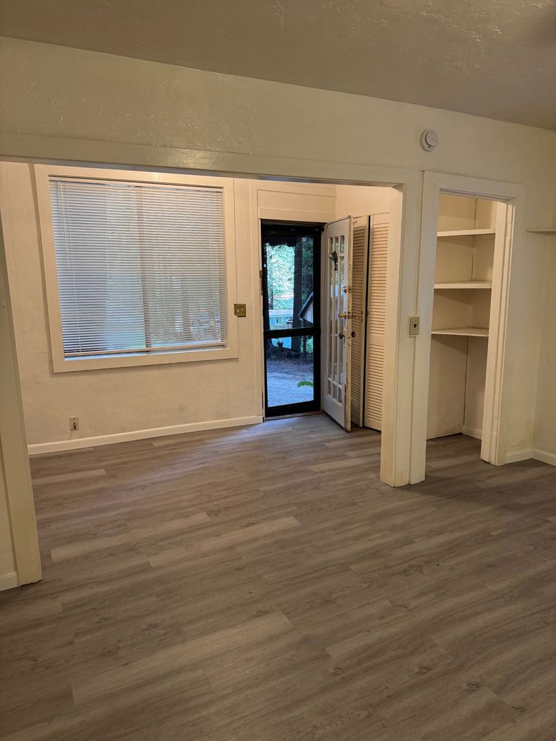 Guerneville Apartment: 14755 Armstrong Woods Rd