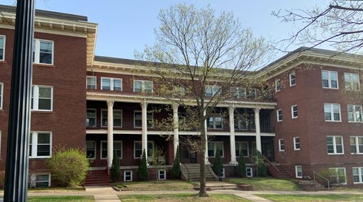Top-Floor Studio - Lowry Hill! – photo 1