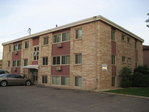 $1010 Beautiful 1 Bedroom and 1 Bath Apartment in Richfield - Heat Included!