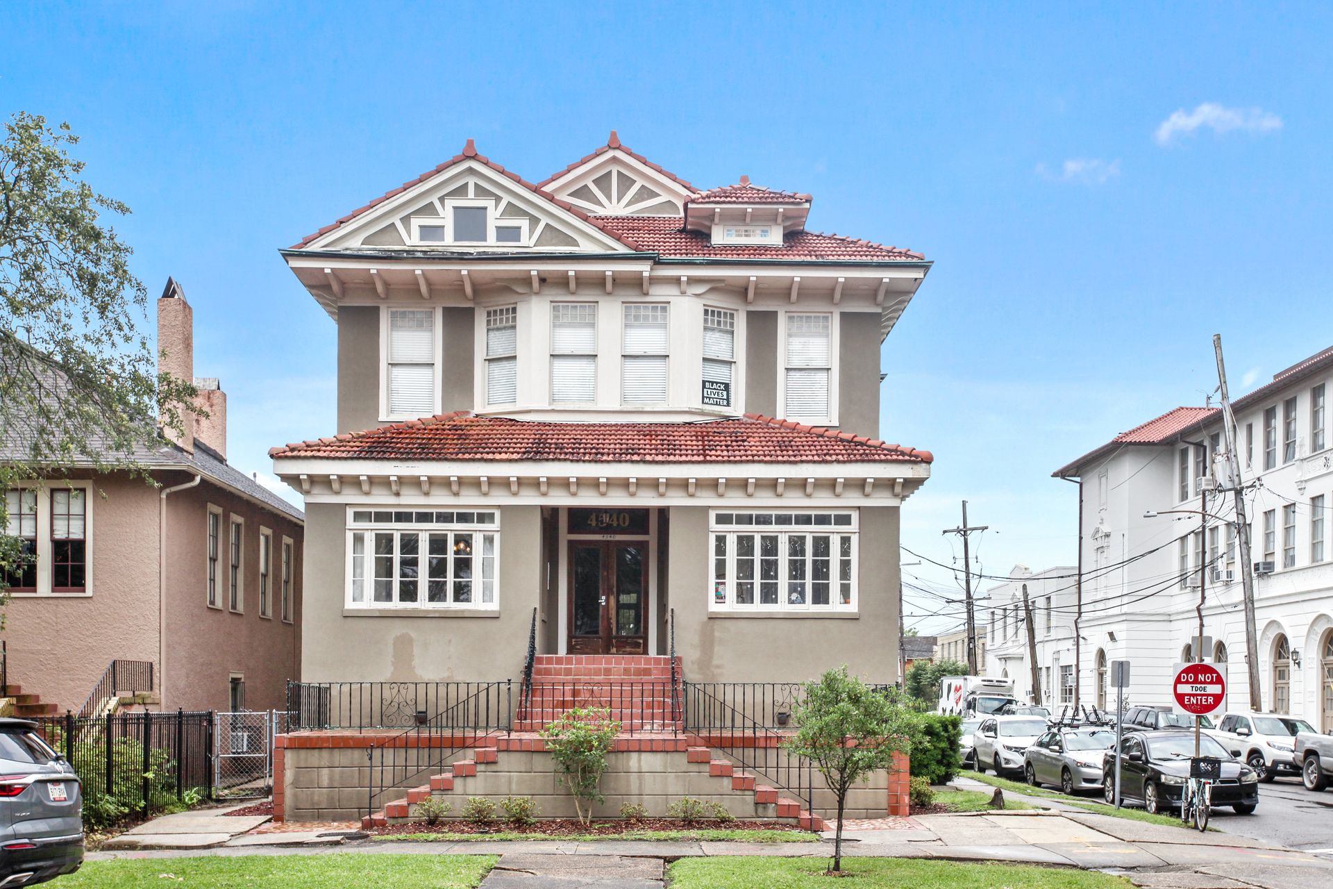New Orleans Apartment: 4540 Canal St