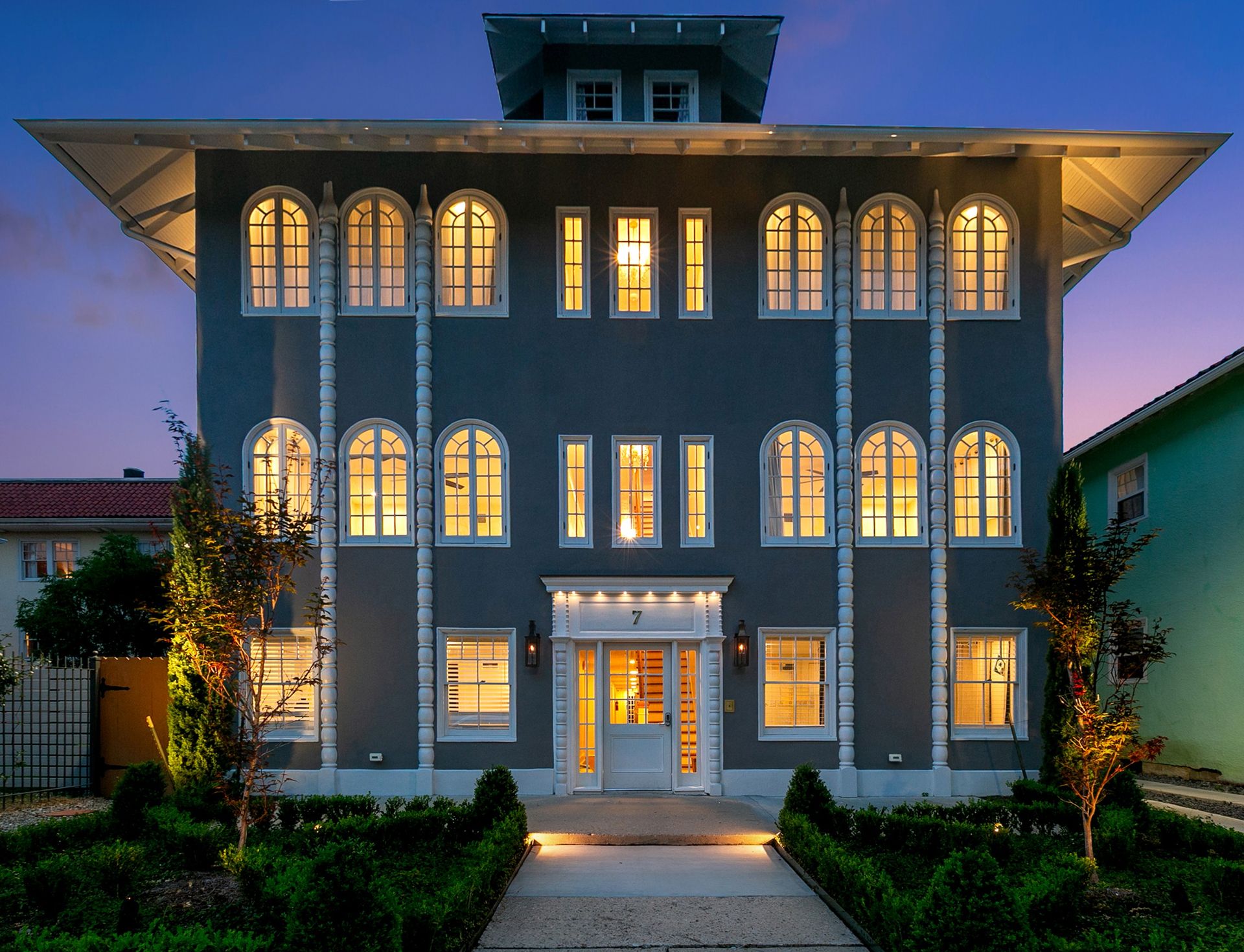 New Orleans Apartment: 7 Fontainebleau Dr. - Unit 204
