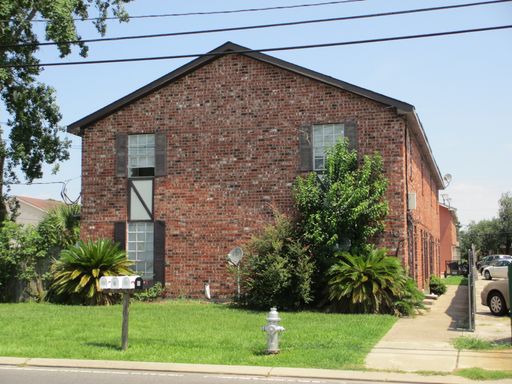 2 bedroom, 1.5 Bath in Kenner – photo 1