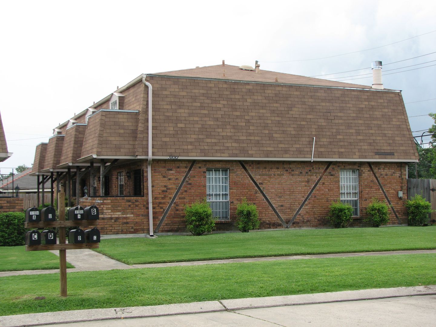 KENNER Apartment: MULT ADDRESSES