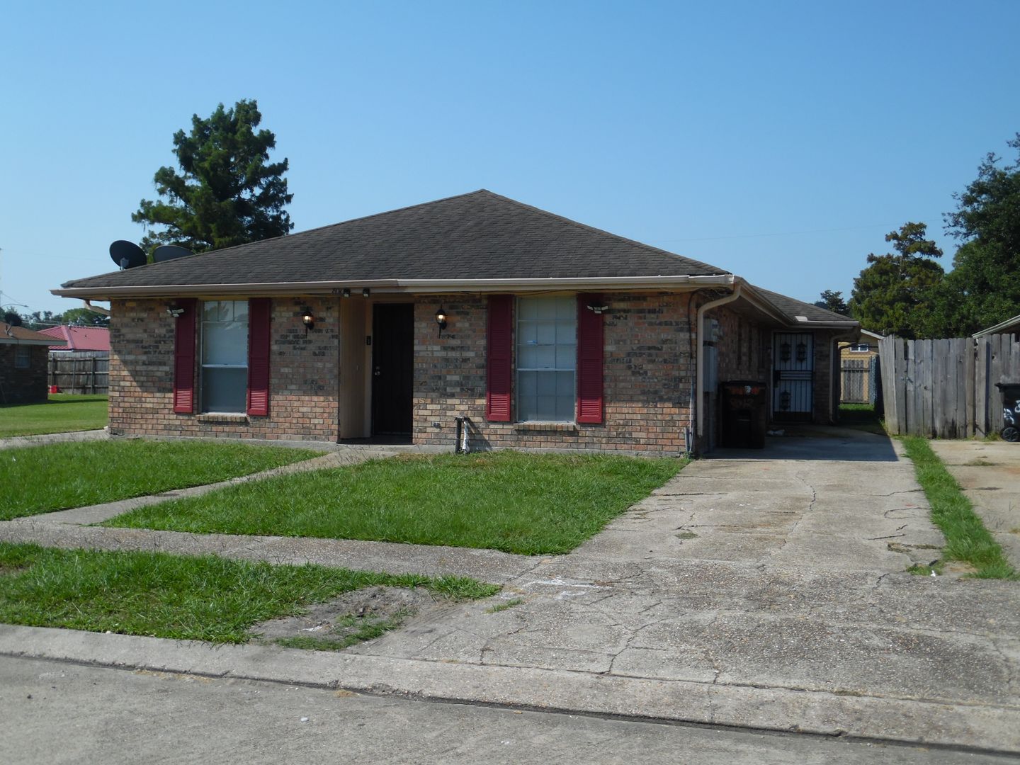 NEW ORLEANS Apartment: 8010-8012 ARCADIA LANE