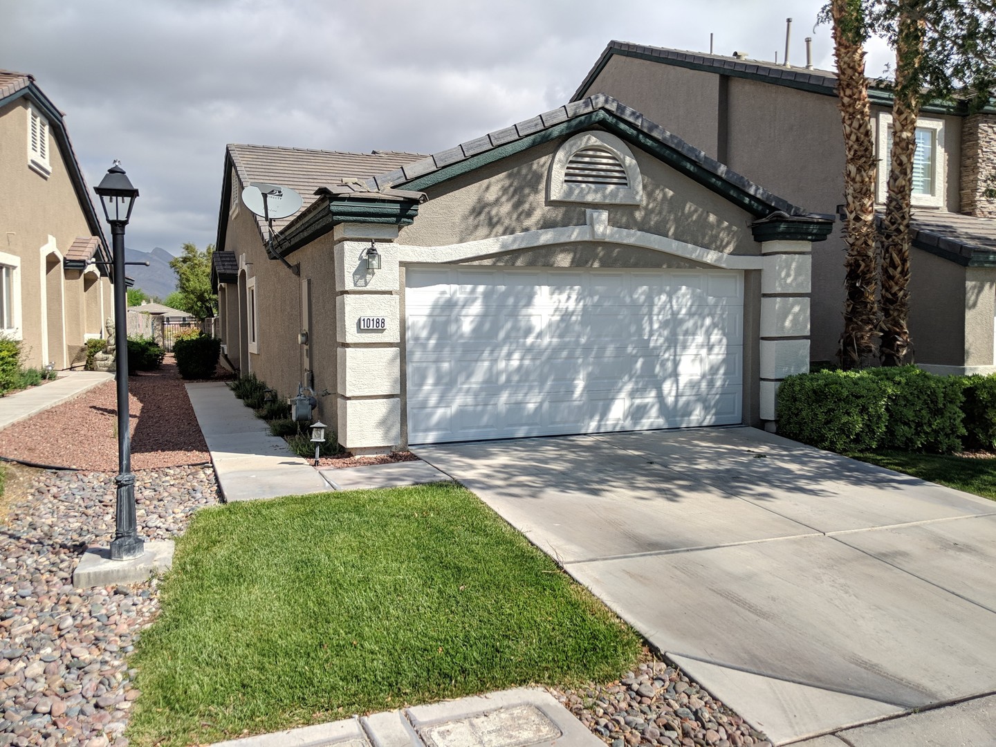 LAS VEGAS House: 10188 BIRCH BLUFF LN