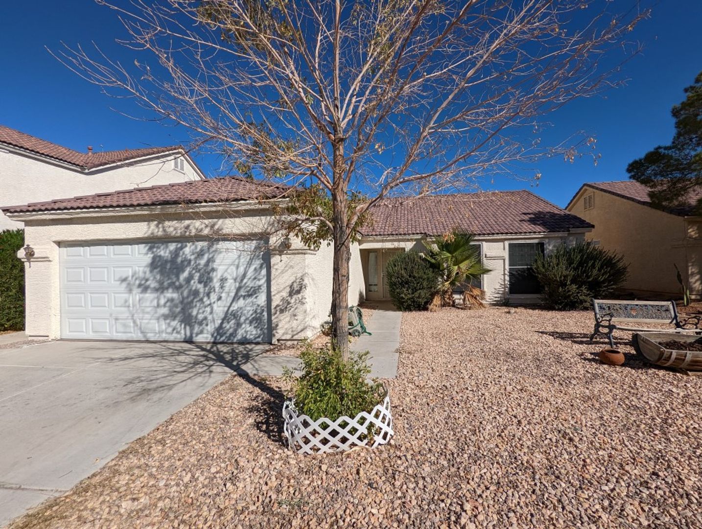 NORTH LAS VEGAS House: 4228 FALCON HILL ST