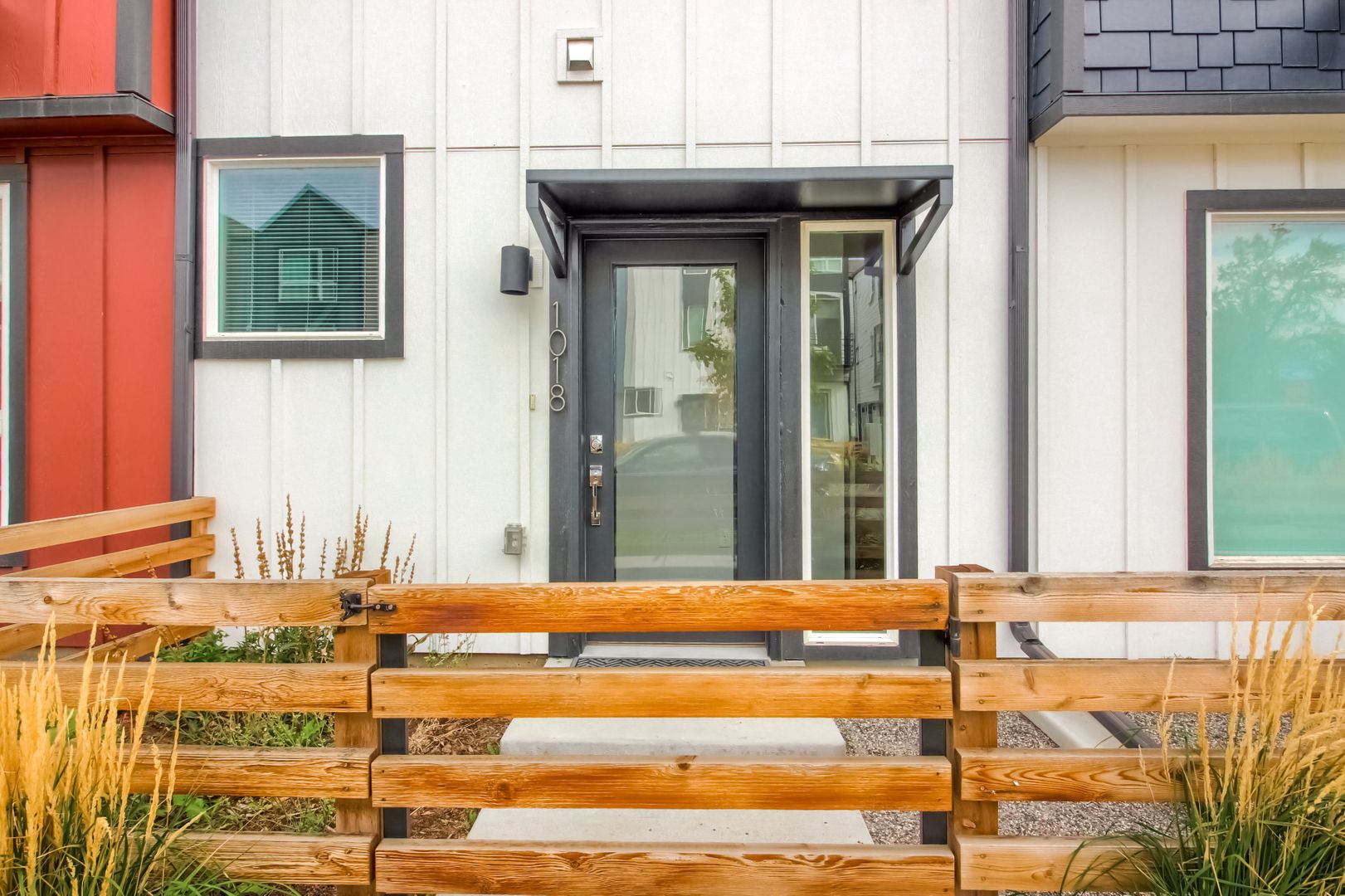 Lakewood House: 1018 Depew St.