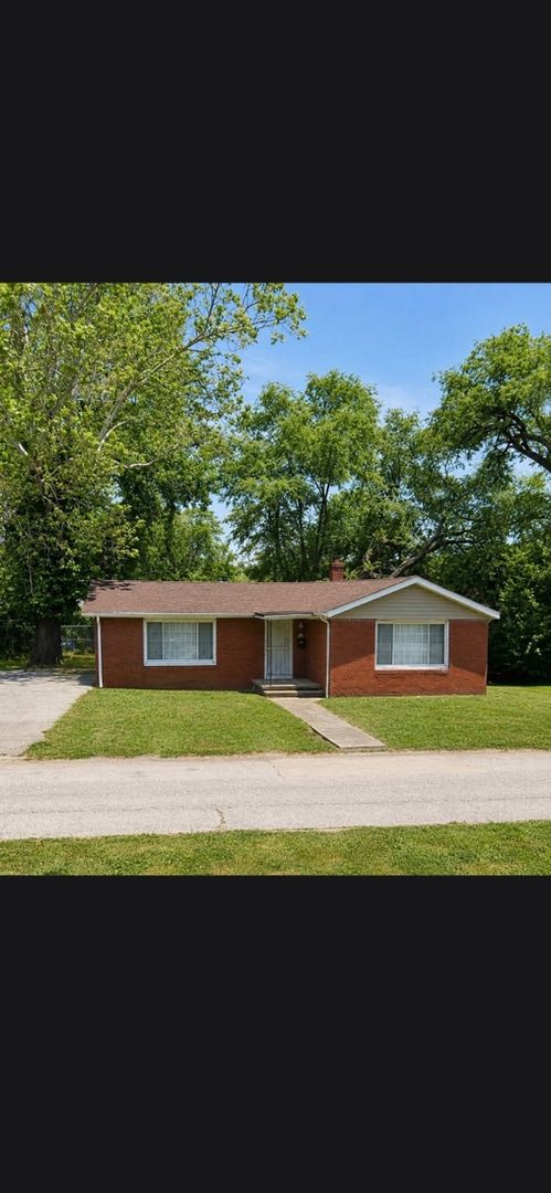 East Saint Louis House: 2409 Illinois Ave
