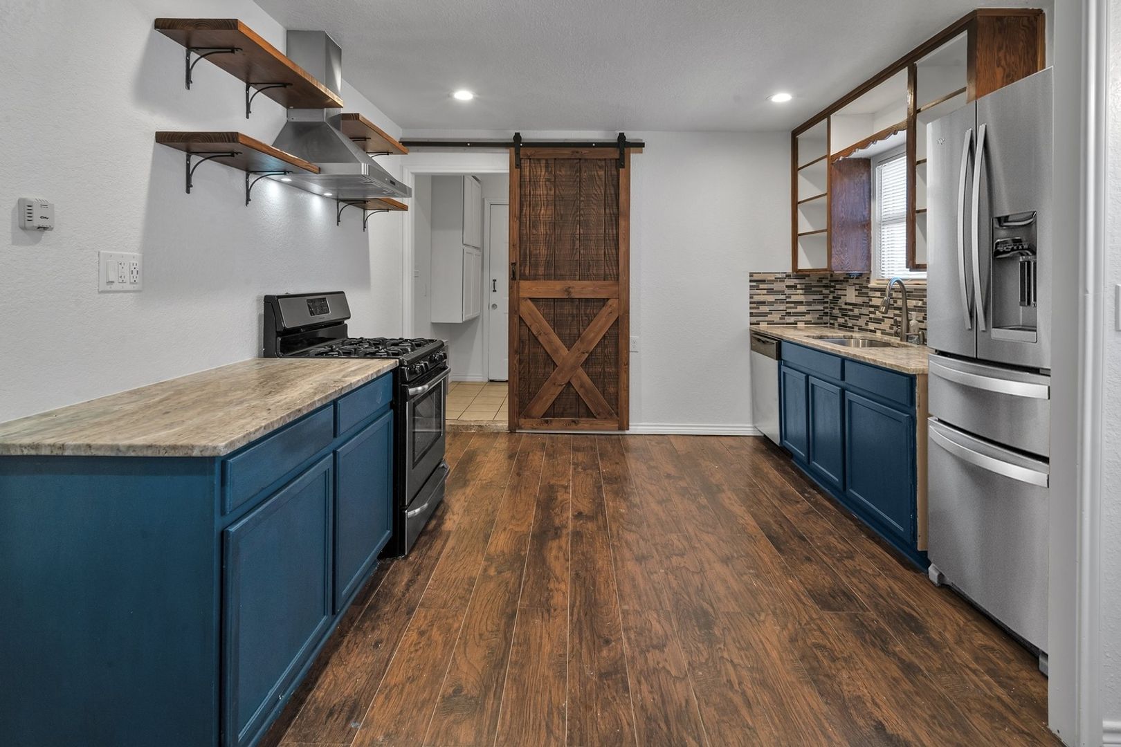 San Antonio House: 162 Mcdougal Ave