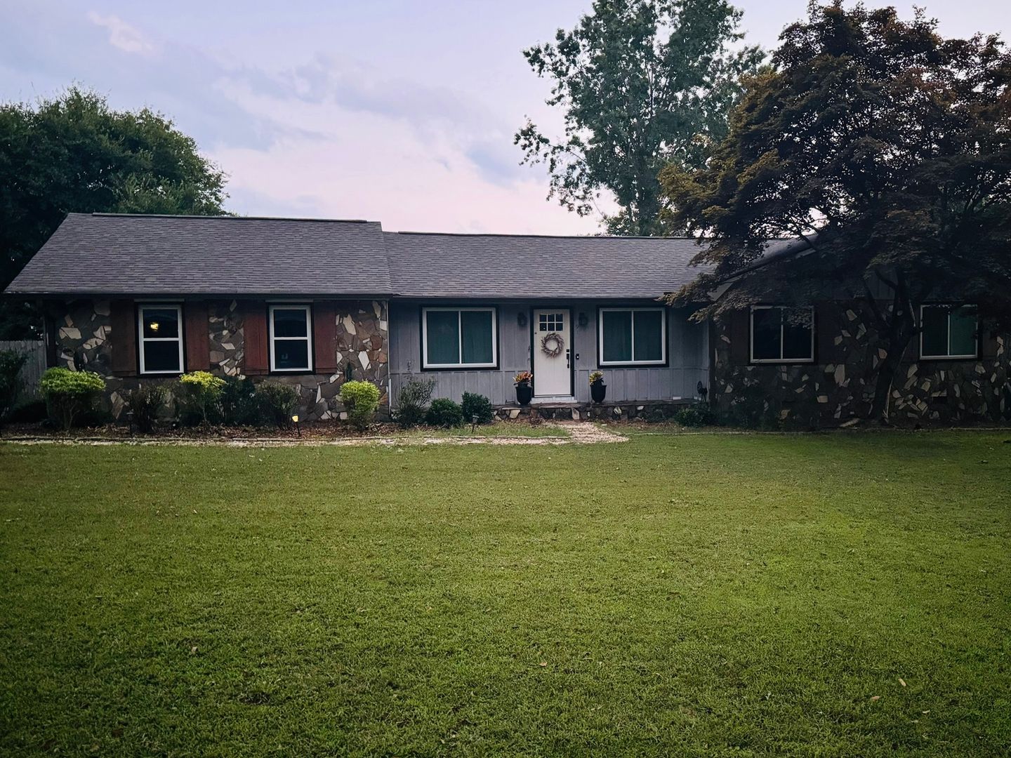 Cartersville House: 91 Bishop Dr Nw
