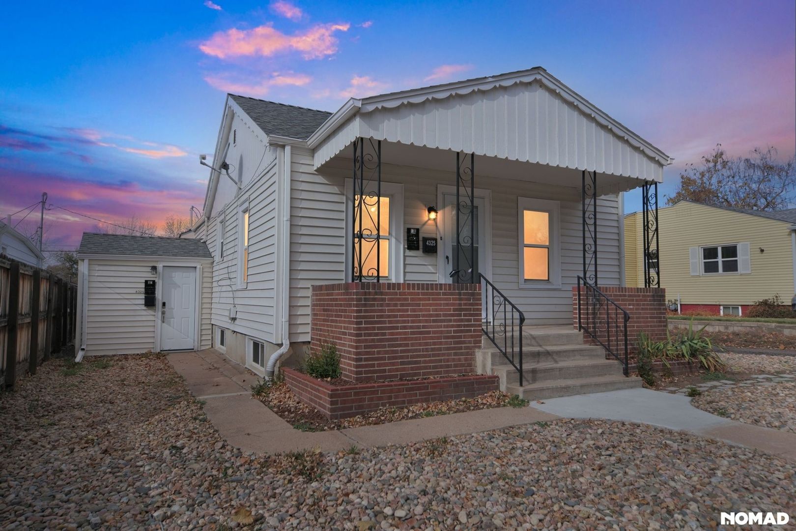 Englewood House: 4325 S Cherokee St