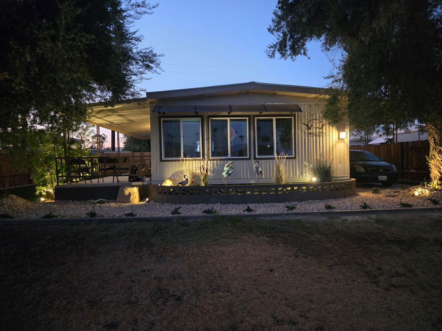 Thousand Palms House: 73537 Algonquin Pl