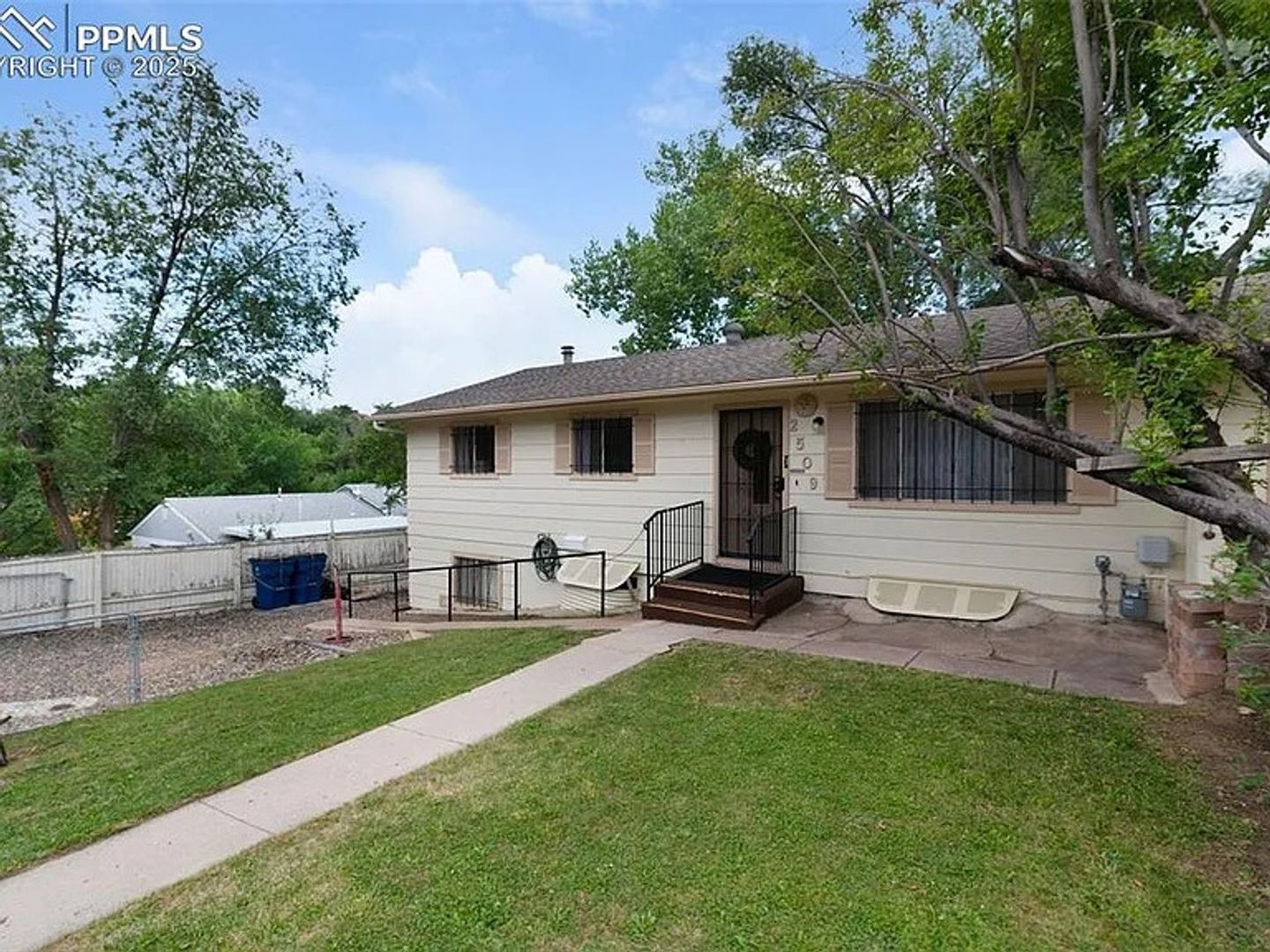 Colorado Springs Townhome: 2509 Royalty Ct
