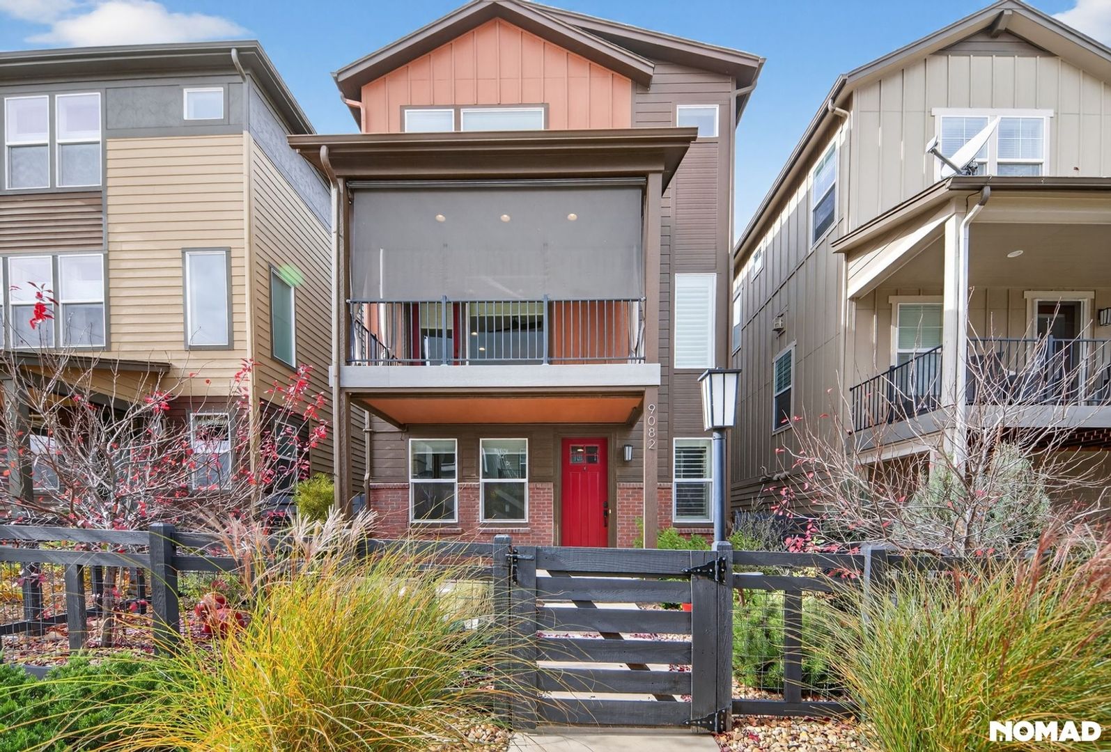 Highlands Ranch House: 9082 Delacorte St