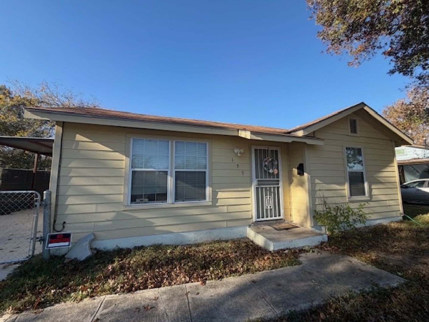 San Antonio Townhome: 159 McDougal Ave