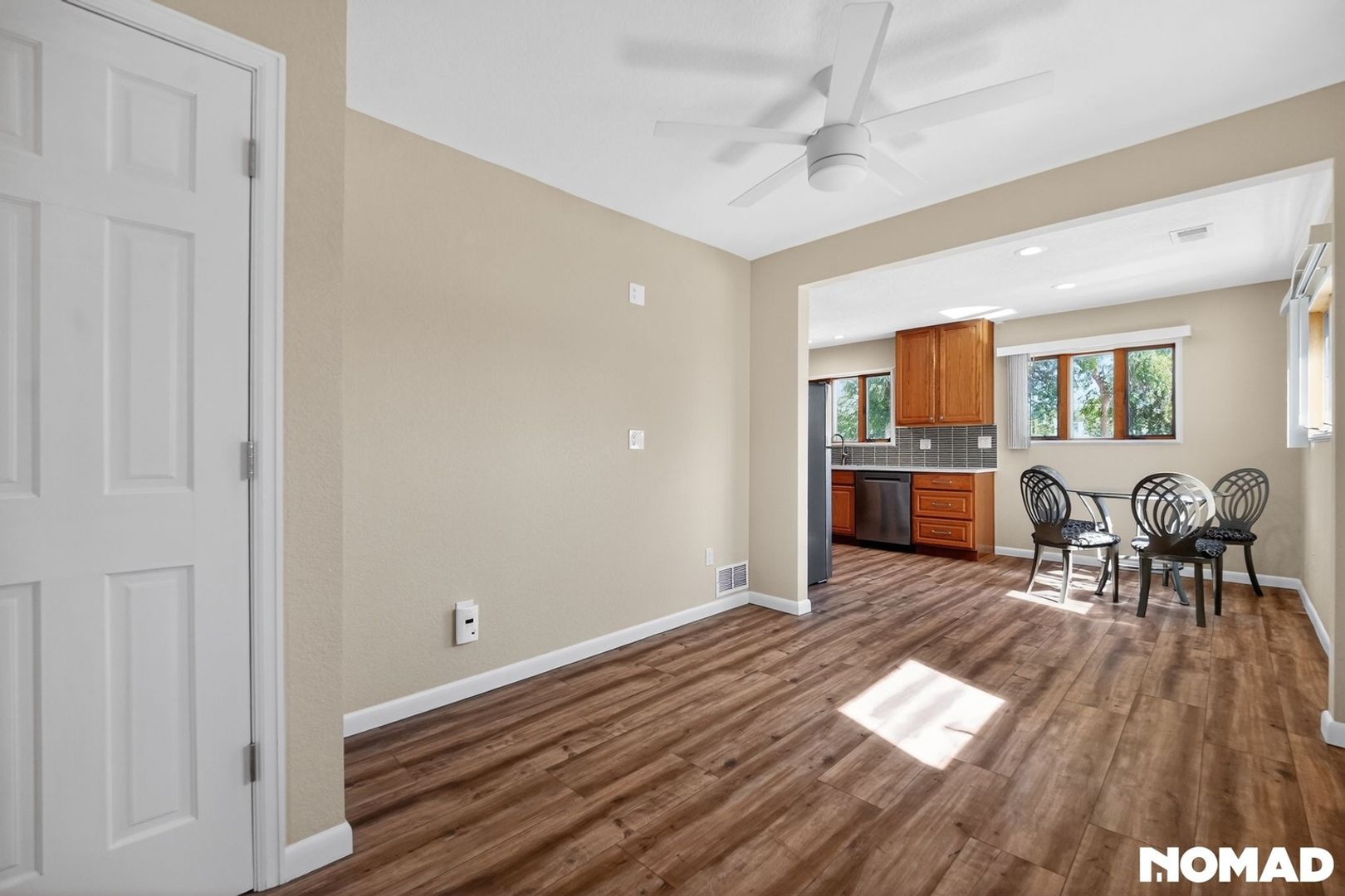 Denver House: 701 S Sheridan Blvd
