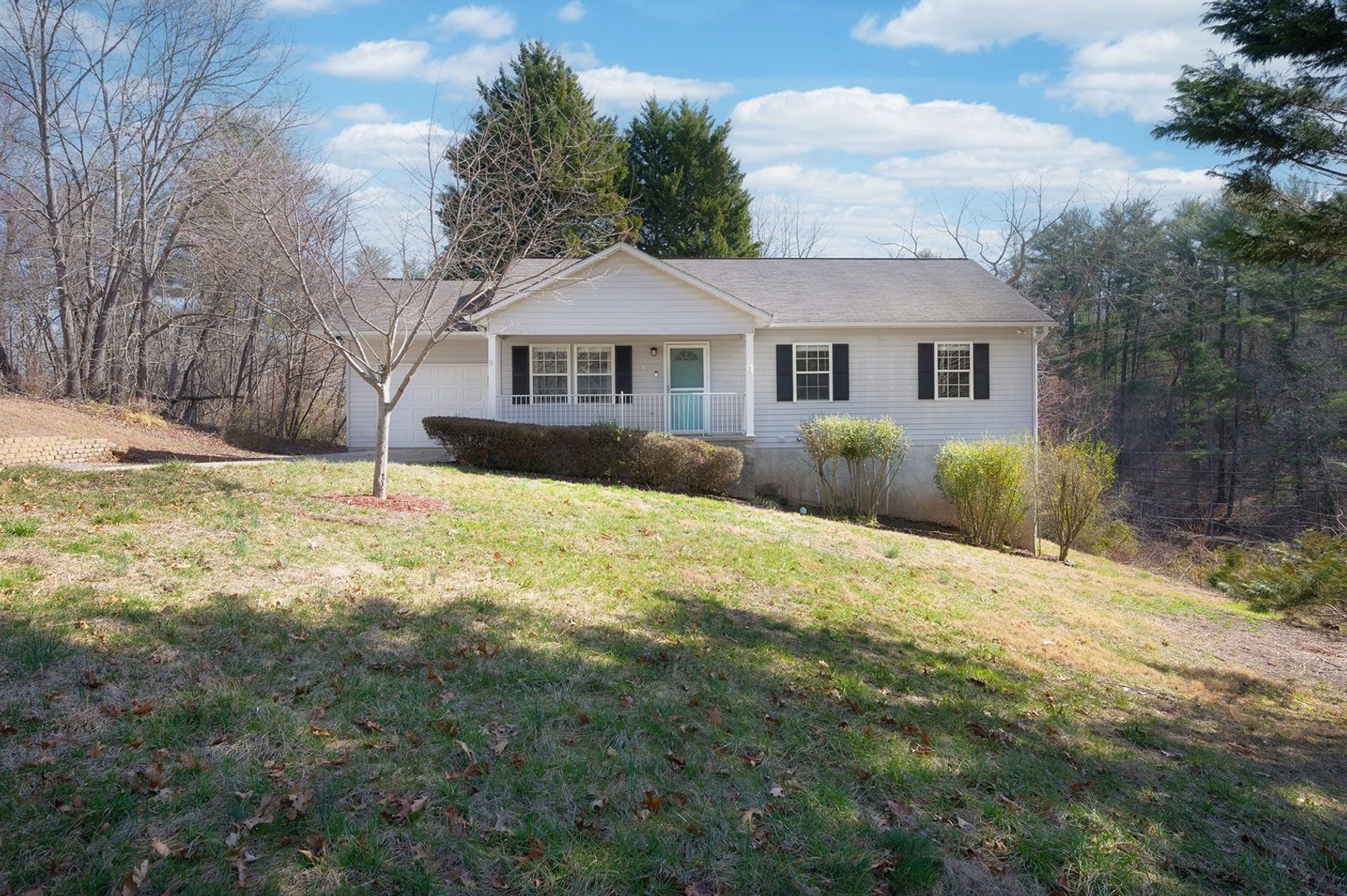 Asheville House: 5 Rash Rd