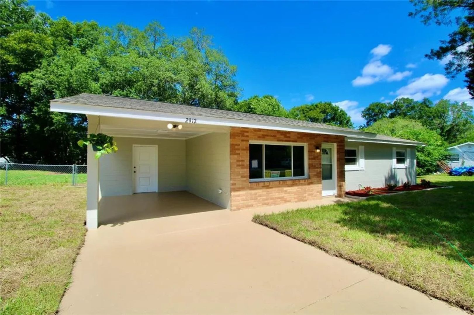 Ocala House: 2912 Ne 25th Ct