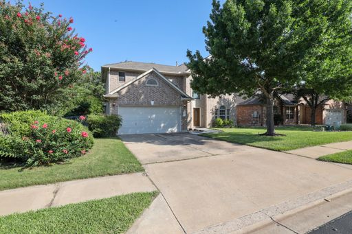 Private Greenbelt Retreat in Forest Creek Golf Club Community – photo 1