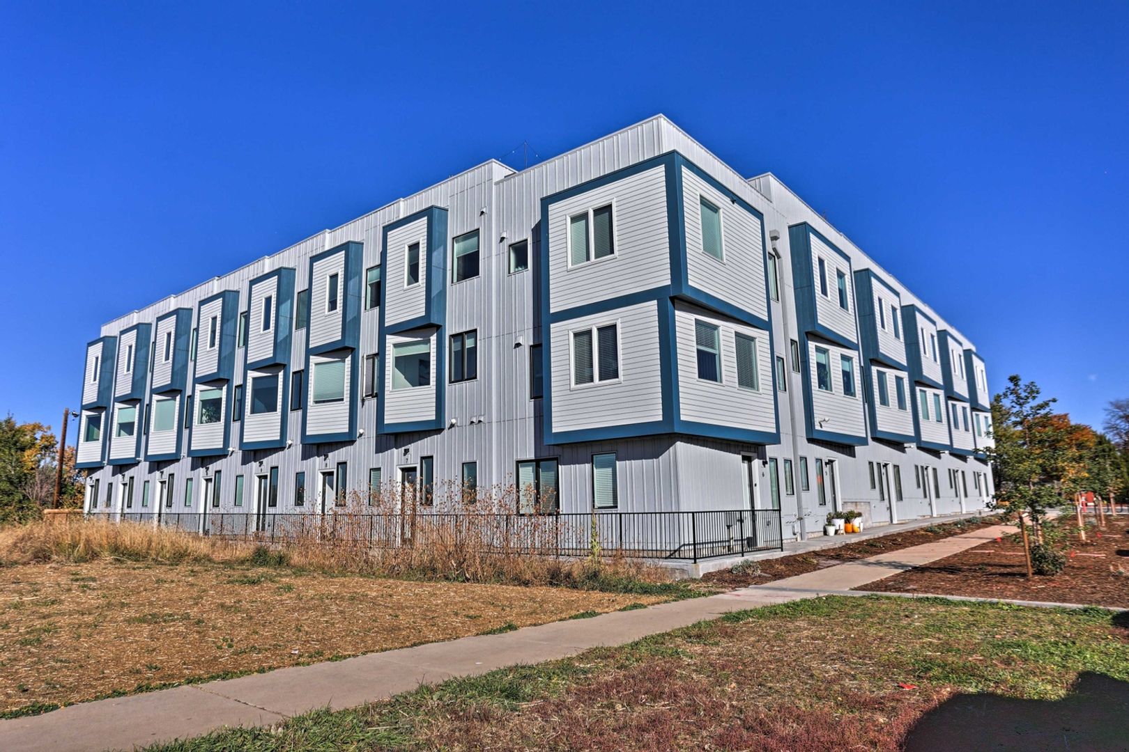 Denver House: 3101 W 47th Ave