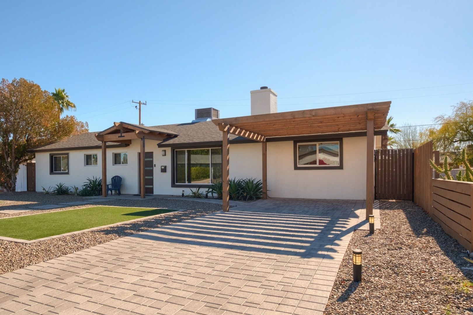 Scottsdale House: 7615 E 3rd St