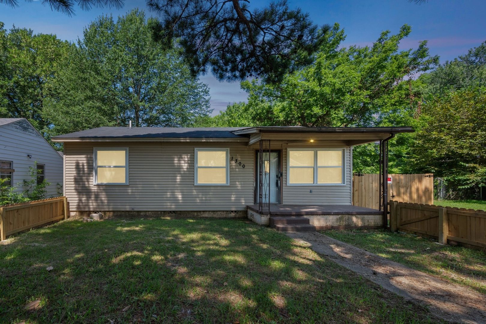 Little Rock House: 1300 Adams St