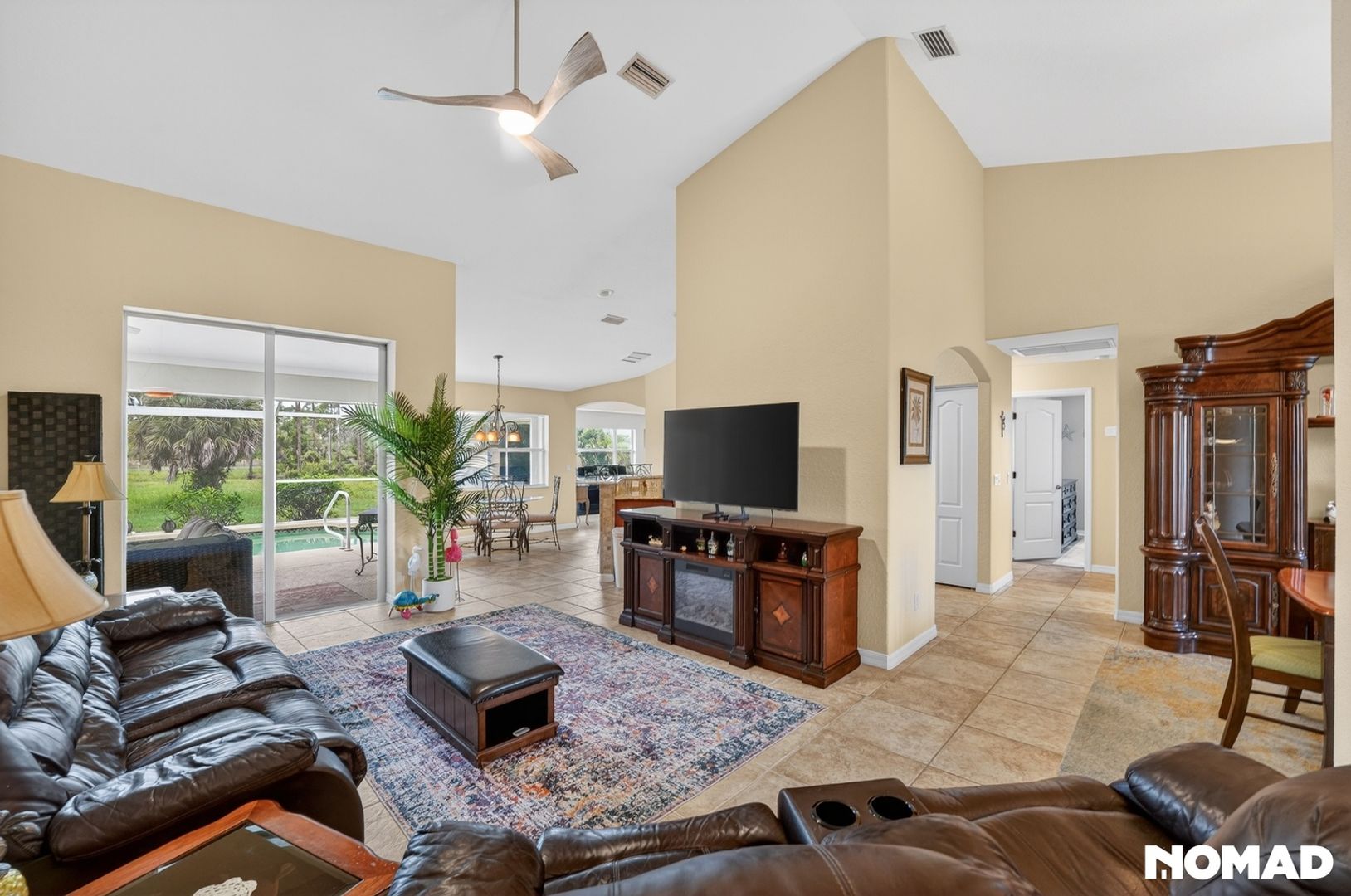 Rotonda House: 289 W Pine Valley Ln