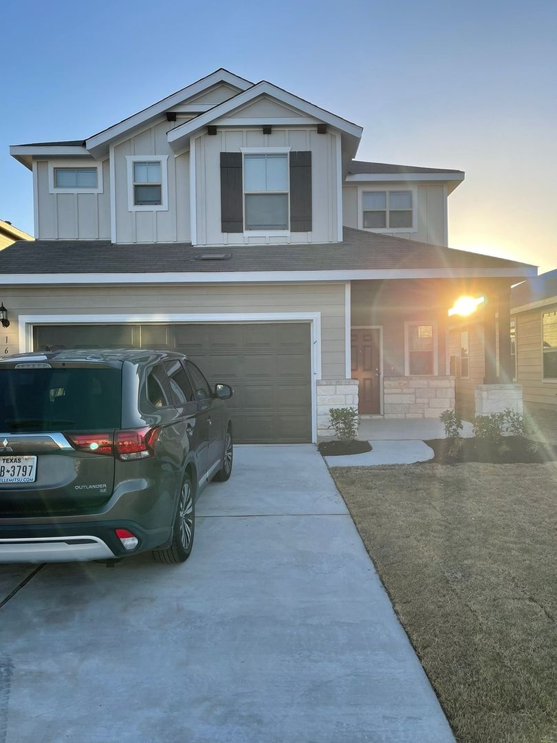 Leander House: 161 Prairie Falcon Way
