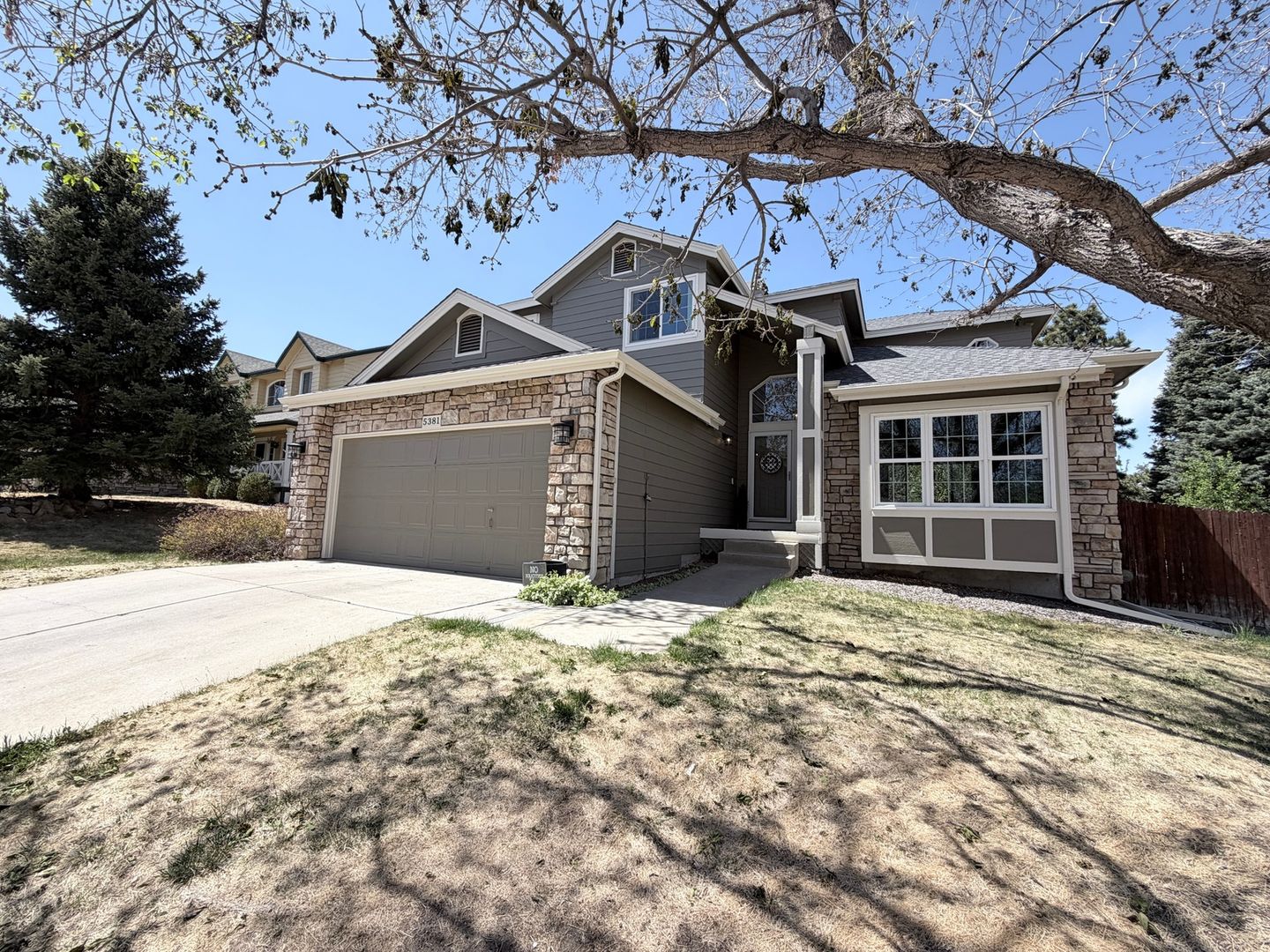 Aurora House: 5381 S Dunkirk Way