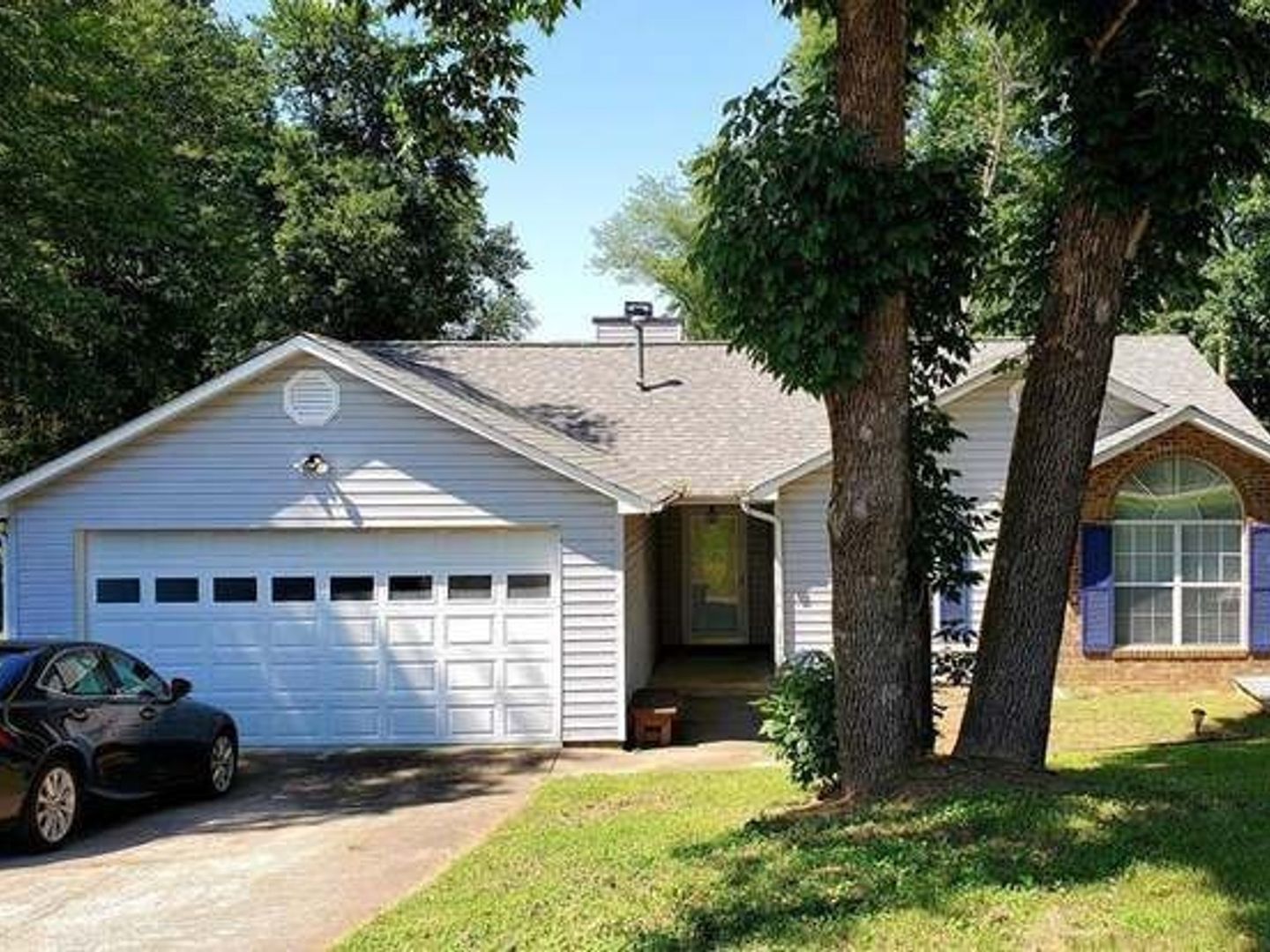 High Point House: 3911 Landover Dr