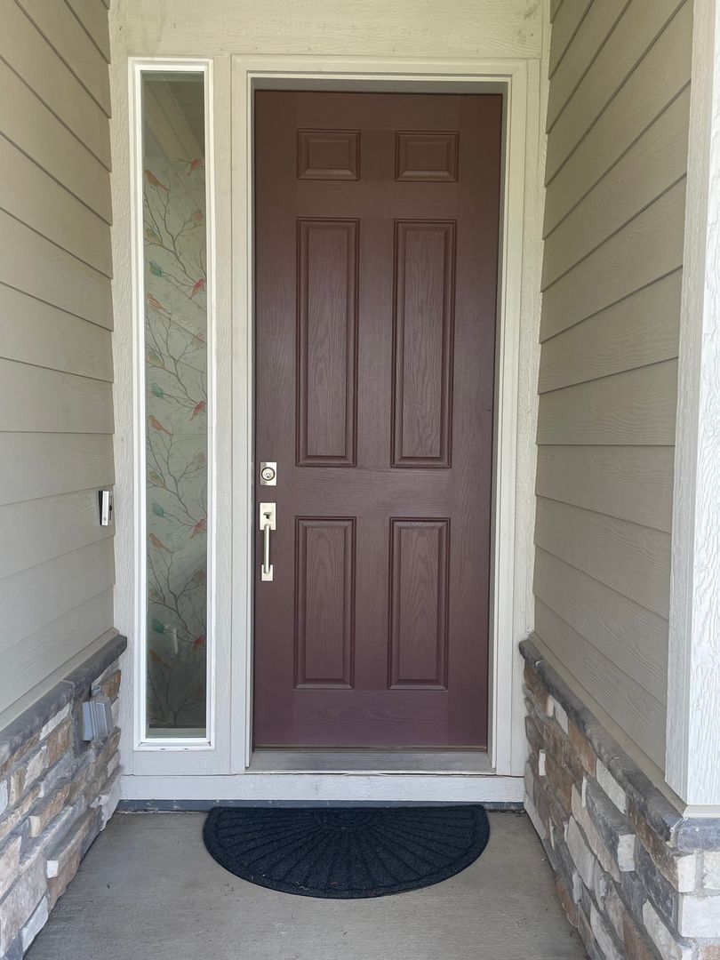 Broomfield House: 656 Netta Dr